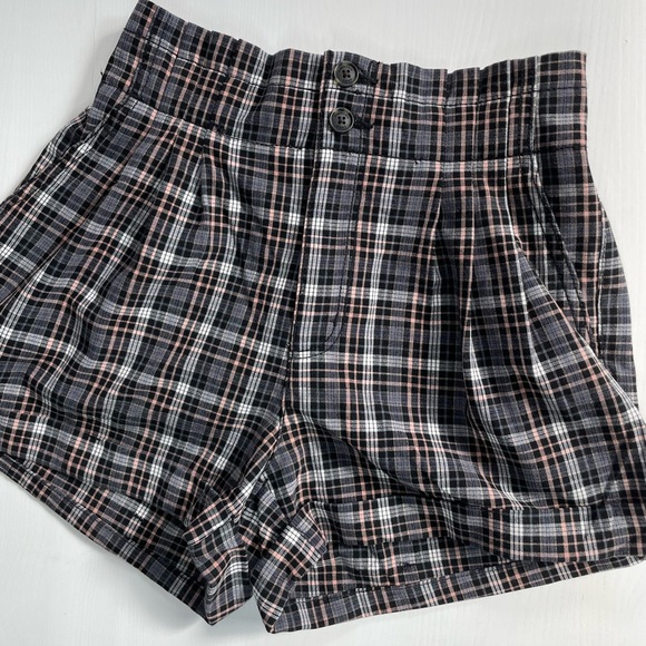 Plaid mom shorts - Picture 1 of 2